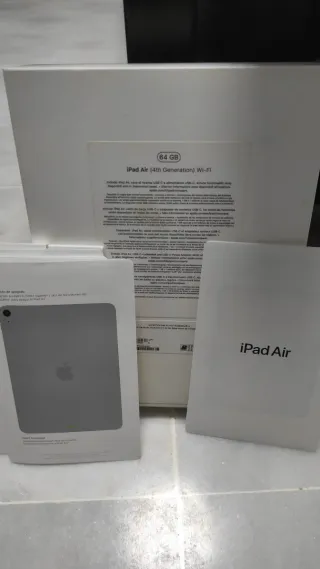 iPad Air 2021 64GB celeste + Accesorios