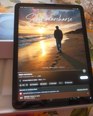 iPad Air 2021 64GB celeste + Accesorios