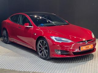TESLA Model S AWD