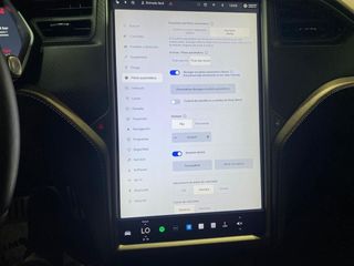 TESLA Model S AWD