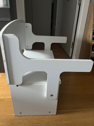 Banco infantil convertible en pupitre