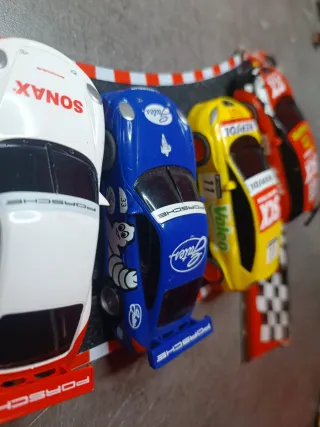 4 Coches Scalextric Compact 1/43