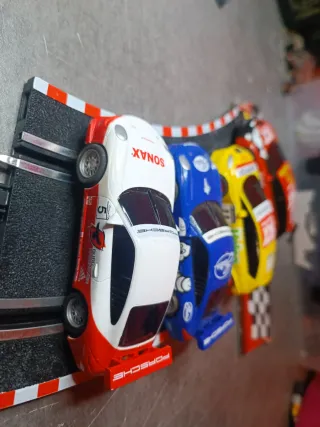 4 Coches Scalextric Compact 1/43