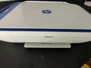 Impresora HP Blanca y Azul