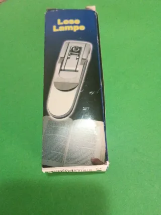 Lámpara lectura LED para libros y atril de marcha.