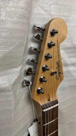 Fender Squier Debut HT HSS Stratocaster