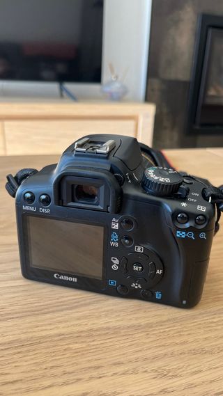 Cámara Canon EOS 1000D