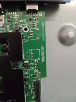 TV Samsung ue55nu7093u para despiece