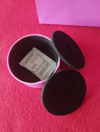 Bolsa y caja Tous fucsia