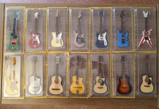 Collezione Mini Chitarre Elettriche e Acustiche