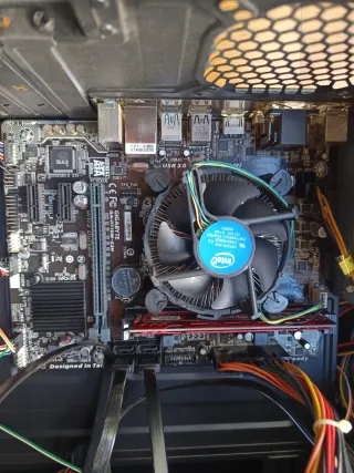 PC Intel Pentium G4400 8GB 500W