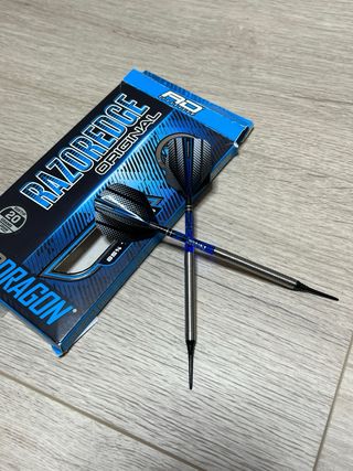 Red Dragon Razor Edge 2 Dardos