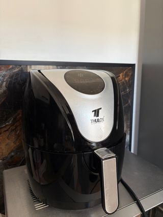Freidora de Aire THULOS Negra