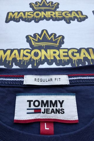 Camiseta Tommy Jeans Clásica Azul