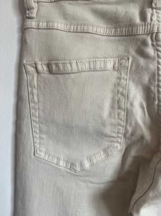 Pantalón campana Bershka beige