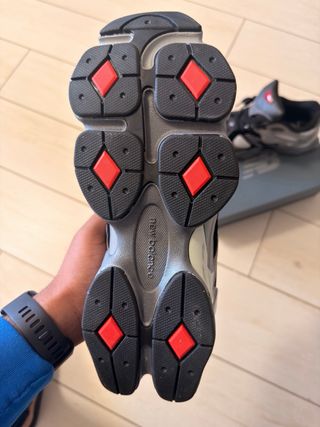 New Balance 9060 Negro/Gris