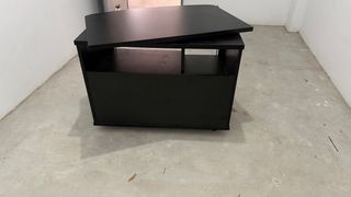 Mesa TV giratoria con ruedas