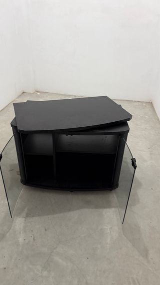 Mesa TV giratoria con ruedas