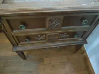 Muebles clásicos de madera