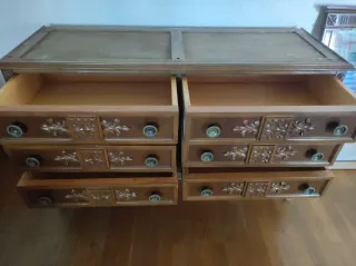 Muebles clásicos de madera