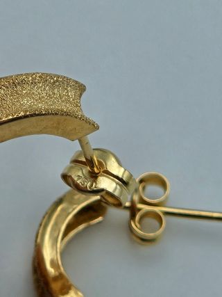 Pendientes de Oro 18K, Semi Argolla, 0,8gr, 1,2cm