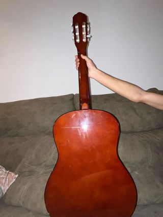 Se vende guitarra