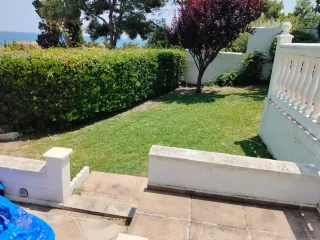 Mantenimiento de jardines y piscina