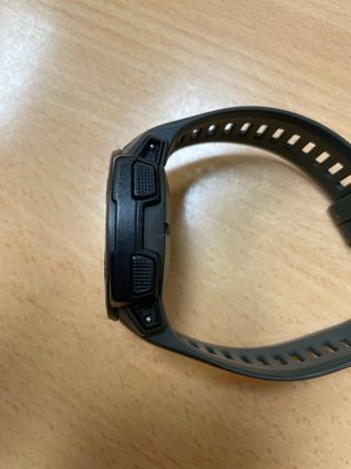 Garmin Instinct gris