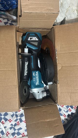 Radial Makita DGA513Z 18V
