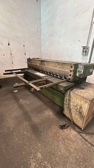 Cizalla Eléctrica Industrial