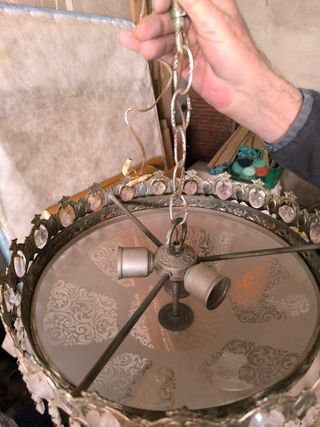 Lámpara de techo antigua