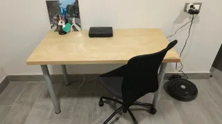 Escritorio y silla de oficina