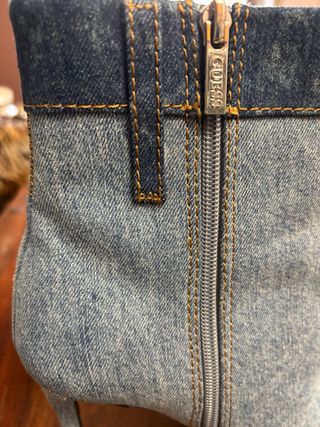 Stivaletti Guess in denim tacco