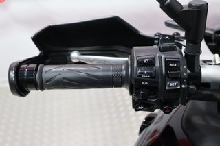 Yamaha TRACER 9