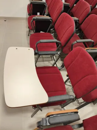 Sillas de aula con mesa plegable