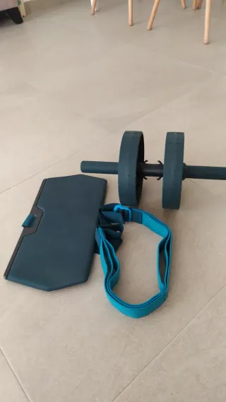Rueda Abdominal Corength con Banda Elástica