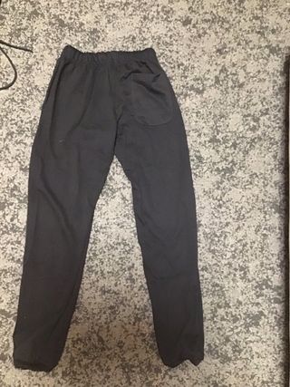 Pantalón Chándal Essentials Negro