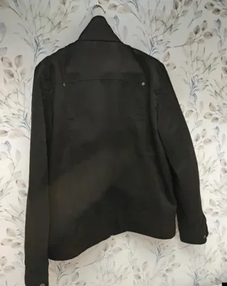 Chaqueta militar negra