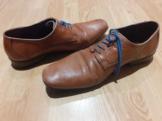 Zapato vestir cuero con tacon talla 41