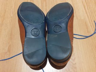 Zapato vestir cuero con tacon talla 41