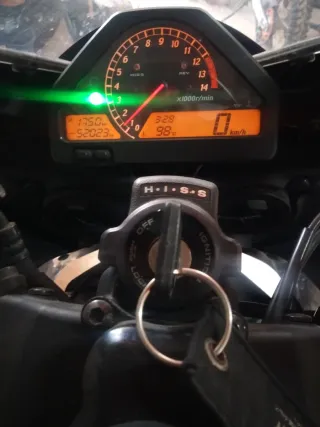 Honda CBR 1000rr Sportbike Negra