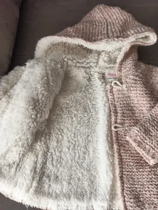 Abrigo bebé Zara rosa con borreguito