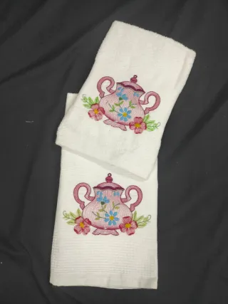 Conjunto de panos de cozinha bordados