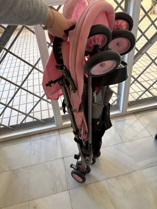 Carrito de paseo rosa y gris
