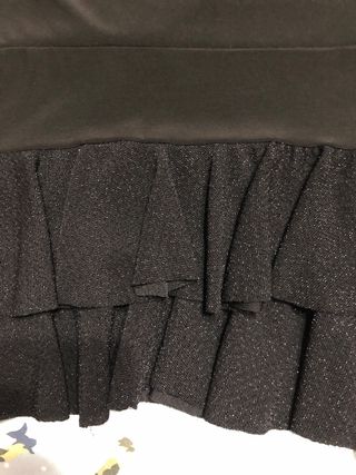 Set composto da 1 maglia corta e 2 gonne corte