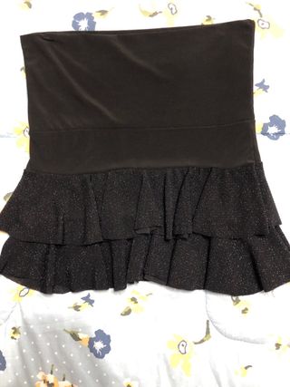 Set composto da 1 maglia corta e 2 gonne corte