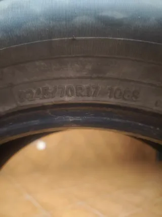 Neumático 245/70R17