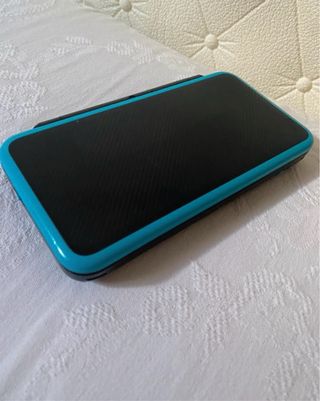 Nintendo 2DS XL Nero + Giochi e Accessori