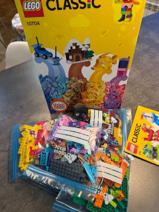 Lego Classic 10704 - 900 Piezas