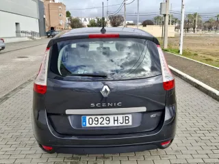 Renault Grand Scenic 2012